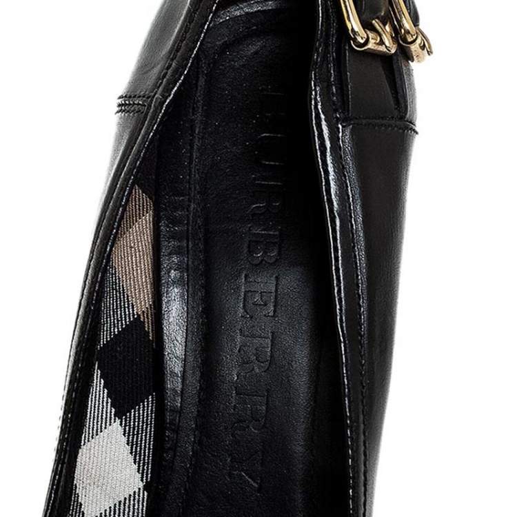 Pre Owned Burberry Black Leather Buckle Detail Pumps Size 41