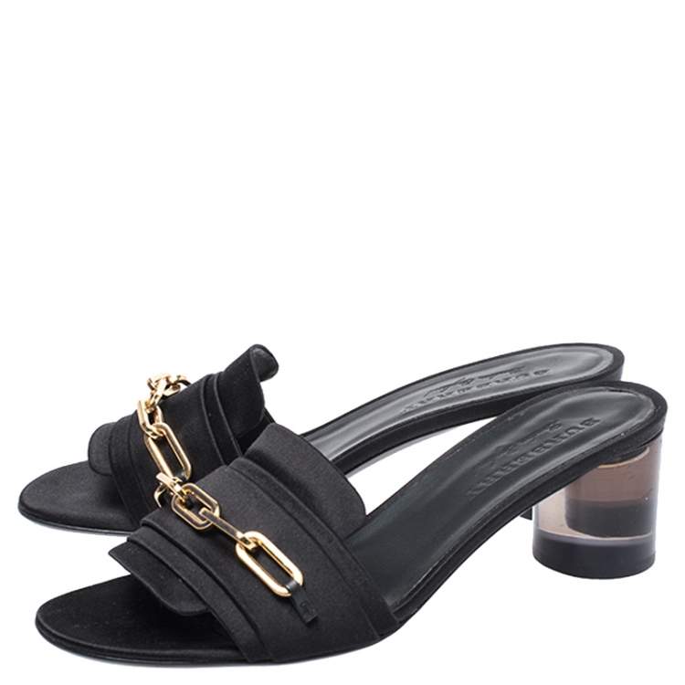 مملوكة مسبقًا Burberry Black Satin Chain Detail Open Toe Mules Size 40