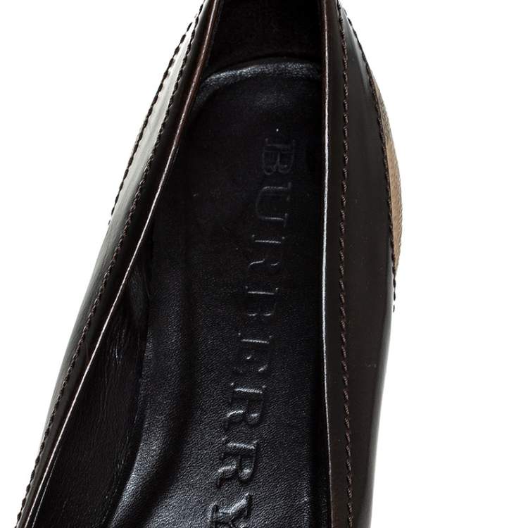 Pre Owned  Burberry Dark Brown Leather And Beige Canvas Bow Round Toe Ballet Flats Size 36.5