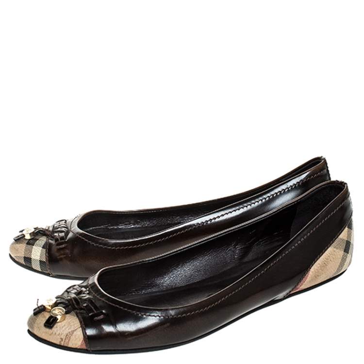 Pre Owned  Burberry Dark Brown Leather And Beige Canvas Bow Round Toe Ballet Flats Size 36.5