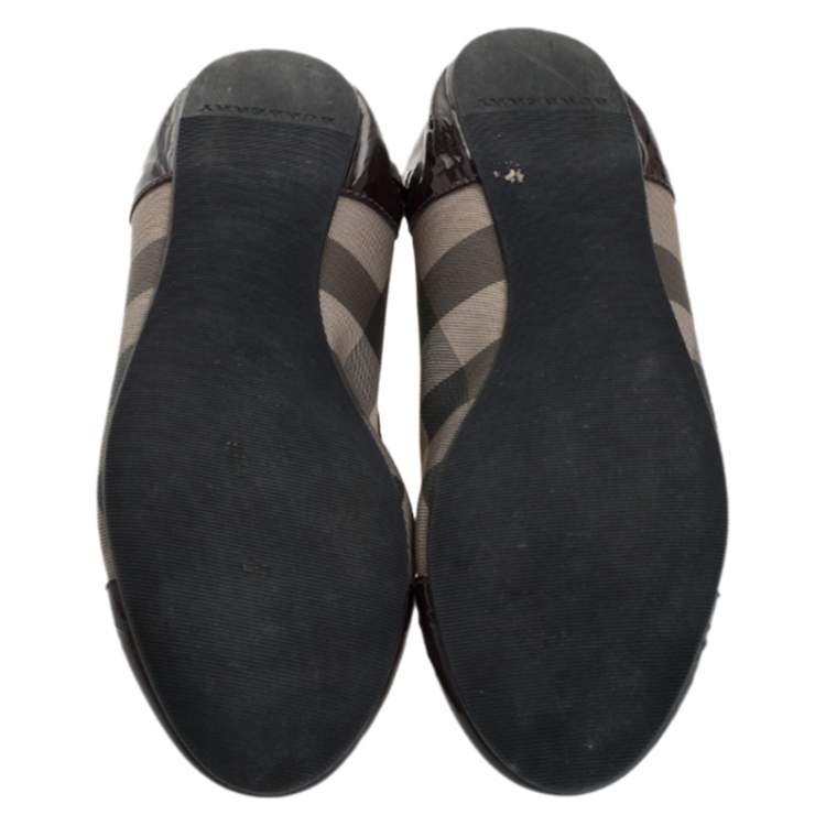 Pre Owned Burberry Burgundy Patent Leather And Nova Check Canvas Scrunch Ballet Flats Size 36