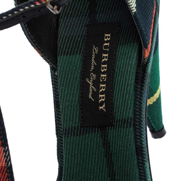 Pre Owned Burberry Green Novacheck Canvas Hans 110 T Strap Sandals Size 37
