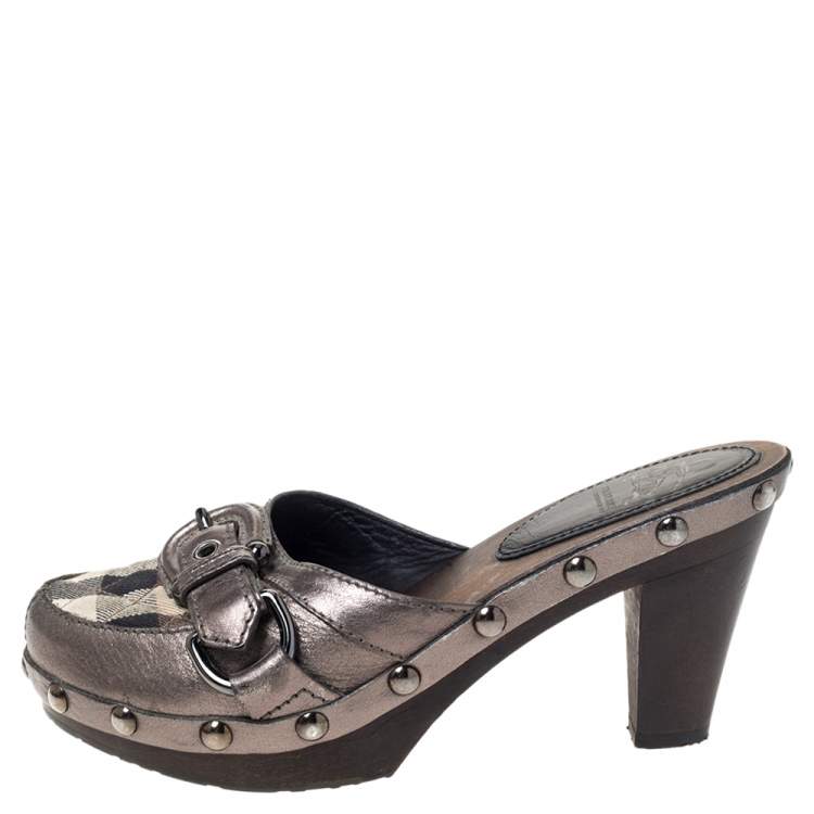 Pre Owned Burberry Metallic Leather And Check Canvas Studded Buckle Detail Clogs Sandals Size 36