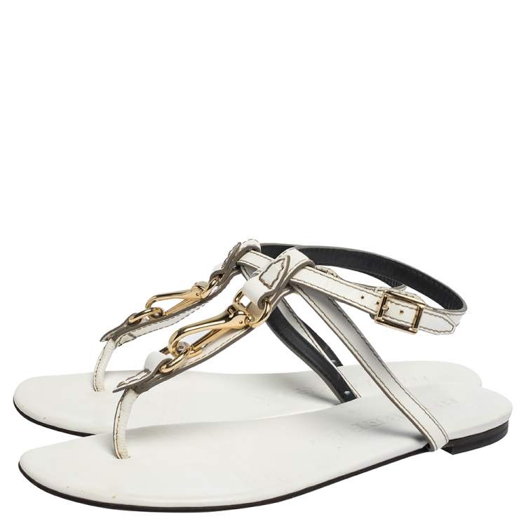 Pre Owned Burberry White Leather Horse Clip Thong Flat Sandals Size 39
