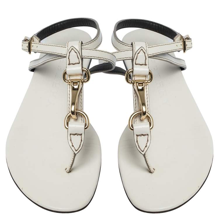 Pre Owned Burberry White Leather Horse Clip Thong Flat Sandals Size 39
