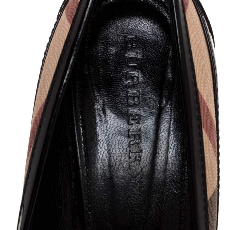 Pre Owned Burberry Black House Check Coated Canvas and Patent Leather Buckle Pumps Size 40