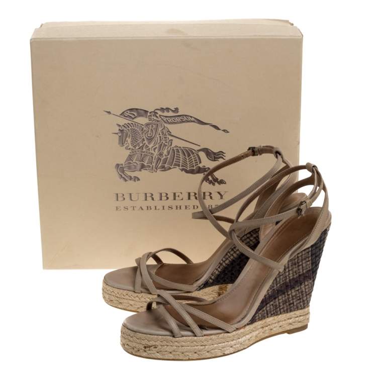 Pre Owned Burberry Pale Green Strappy Leather Woven Wedge Espadrille Sandals Size 39