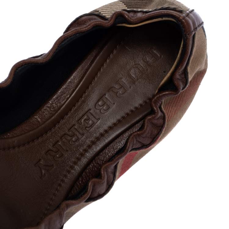 Pre Owned Burberry Brown House Check Canvas and Leather Shipley Ballet Flats Size 38