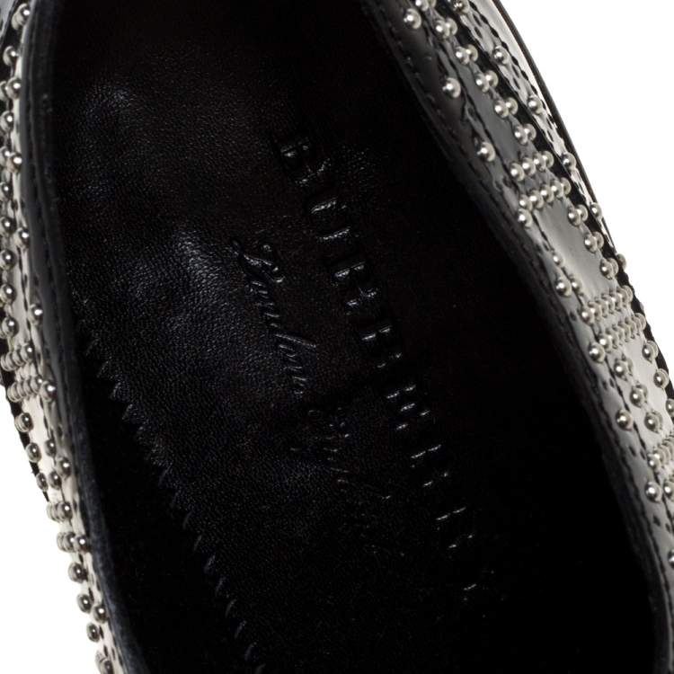 Pre Owned Burberry Black Patent Brogue Studded Lace Up Oxfords Size 40