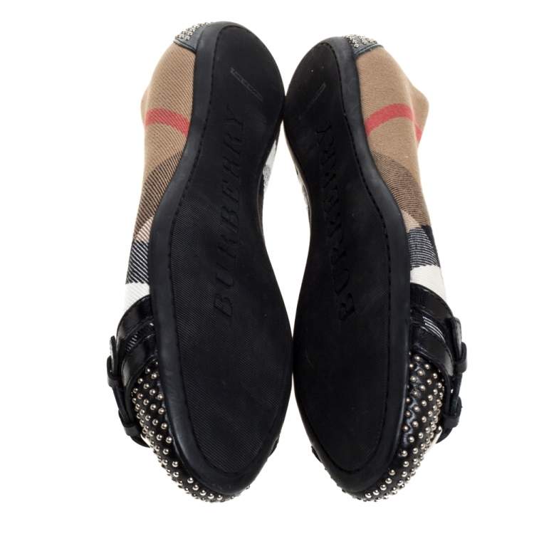 Pre Owned Burberry Beige Nova Check Canvas and Black Studded Leather Buckle Detail Ballet Flats Size 36