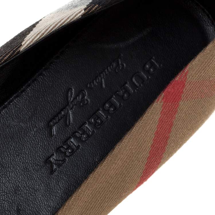 Pre Owned Burberry Beige Nova Check Canvas and Black Studded Leather Buckle Detail Ballet Flats Size 36