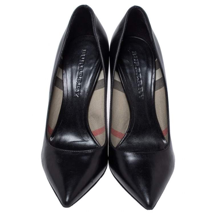 Pre Owned Burberry Black Leather Pointed Toe Pumps Size 37