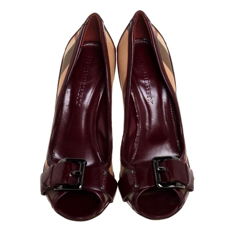 Pre Owned Burberry Burgundy/Beige House Check Canvas and Patent Leather Buckle Peep Toe Pumps Size 39
