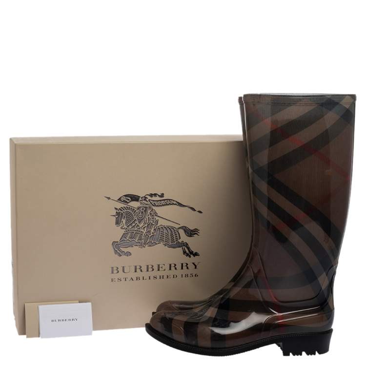 Pre Owned Burberry Brown Nova Check Rubber Rain Boots Size 41