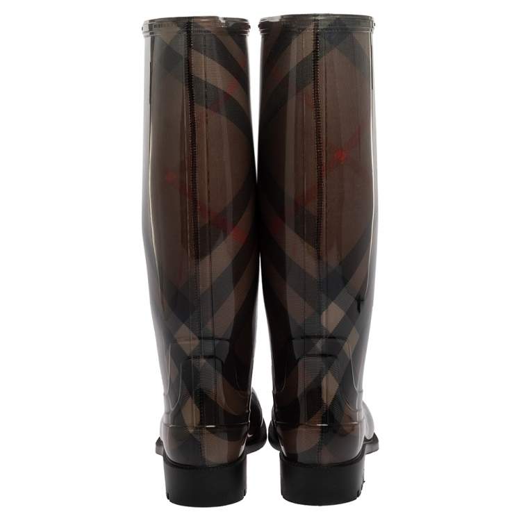 Pre Owned Burberry Brown Nova Check Rubber Rain Boots Size 41