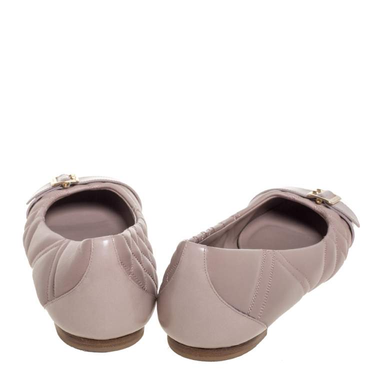 Pre Owned Burberry Pale Pink Quilted Leather Buckle Ballet Flats Size 38