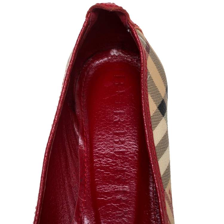 Pre Owned Burberry Beige/Red Coated Canvas And Leather Round Cap Toe Ballet Flats Size 39