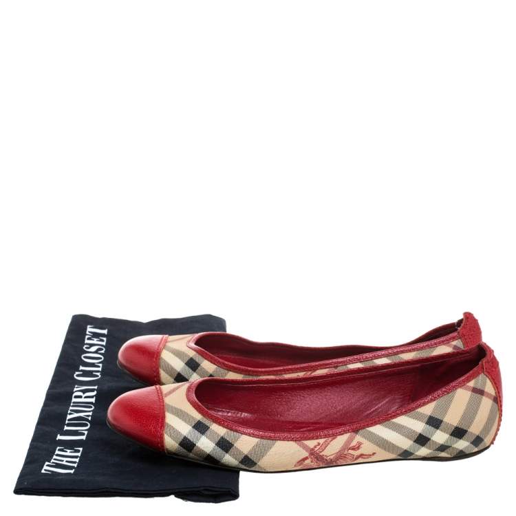 Pre Owned Burberry Beige/Red Coated Canvas And Leather Round Cap Toe Ballet Flats Size 39
