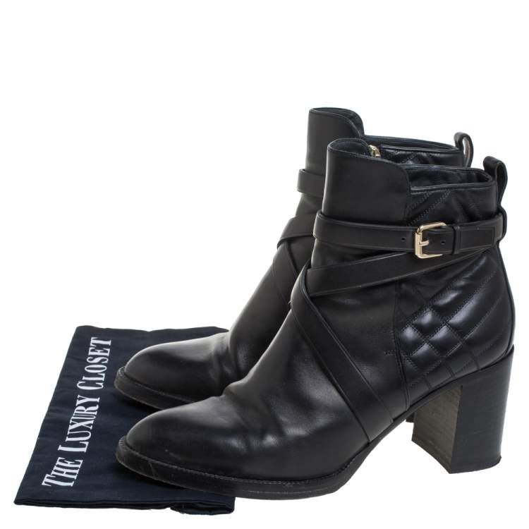 Pre Owned Burberry Black Quilted Leather Buckle Ankle Boots Size 40