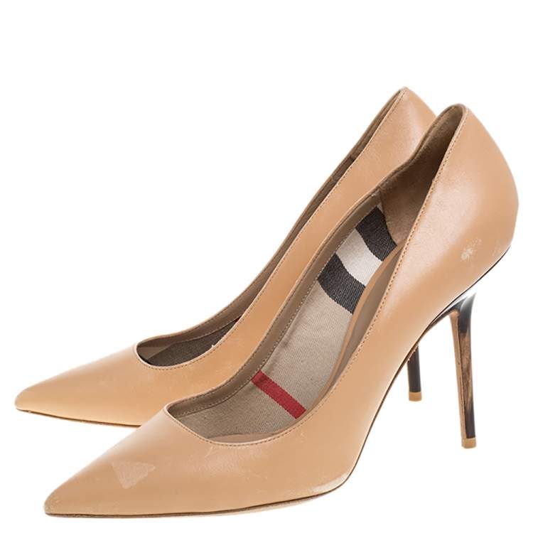 Pre Owned Burberry Beige Leather Pumps Size 38