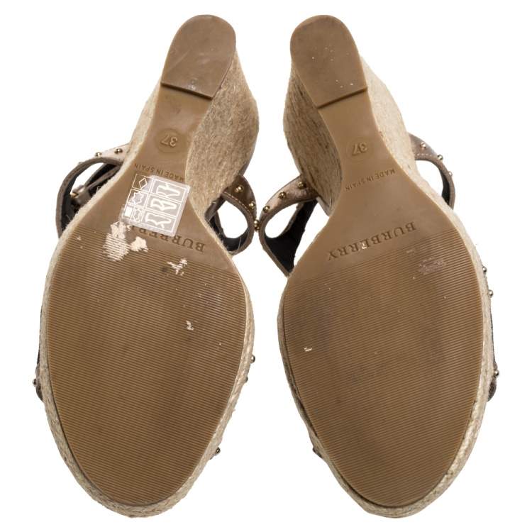 Pre Owned Burberry Metallic Beige Leather and Nova Check Canvas Studded Wedge Espadrilles Sandals Size 37
