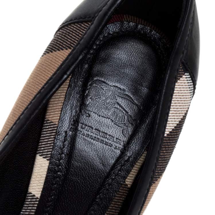 Pre Owned Burberry Black Leather And Novacheck Canvas Buckle Detail Pointed Toe Pumps Size 41