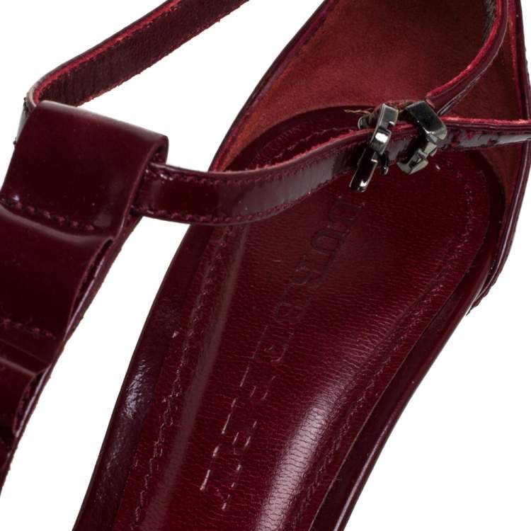 Pre Owned Burberry Burgundy Patent Leather T-Strap Sandals Size 38