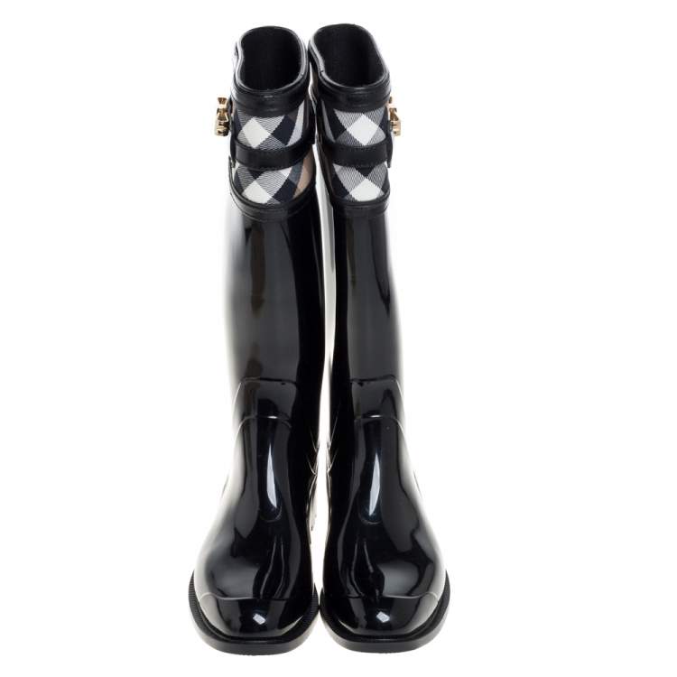 Pre Owned Burberry Black Rubber and Nova Check Canvas Rain Boots Size 39