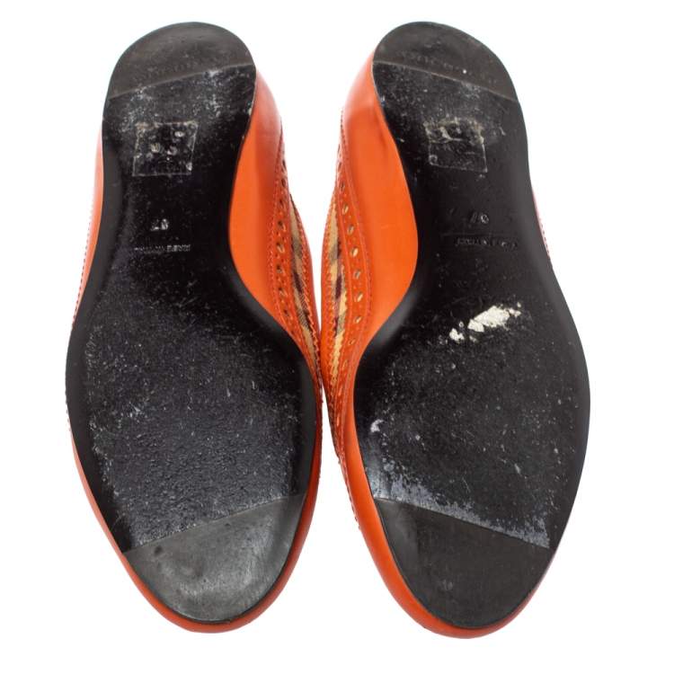 Pre Owned Burberry Orange Brogue Leather And Haymarket Check Canvas Tudor Ballet Flats Size 37