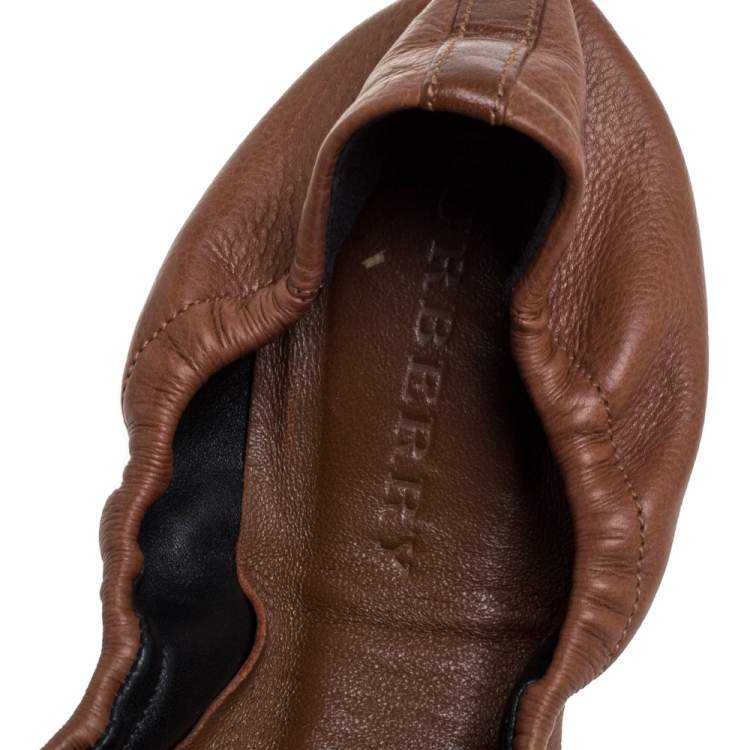 Pre Owned Burberry Brown Leather and Nova Check Canvas Drayton Twistlock Scrunch Ballet Flats Size 38