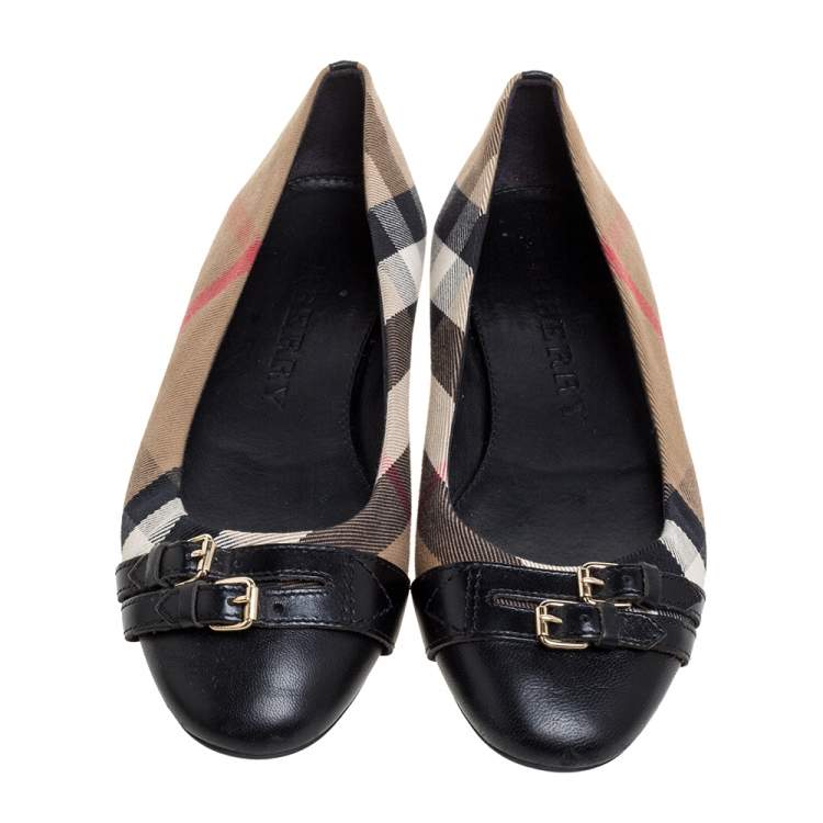 Pre Owned Burberry Beige /Black Nova Check Canvas and Leather Buckle Detail Ballet Flats Size 40