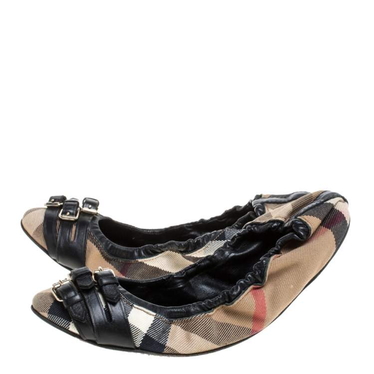 Pre Owned Burberry Novacheck Canvas and Leather Buckle Scrunch Ballet Flats Size 38