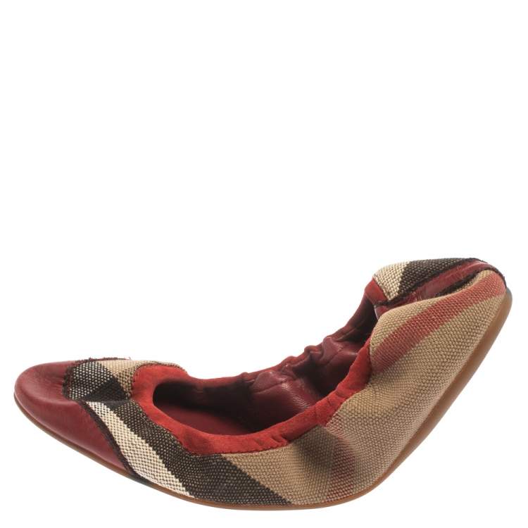 Pre Owned Burberry Beige House Check Canvas And Leather Scrunch Ballet Flats Size 41