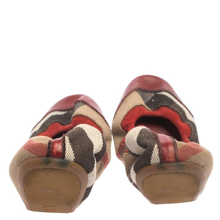 Pre Owned Burberry Beige House Check Canvas And Leather Scrunch Ballet Flats Size 41