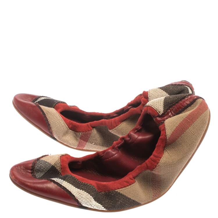 Pre Owned Burberry Beige House Check Canvas And Leather Scrunch Ballet Flats Size 41