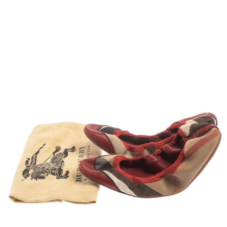 Pre Owned Burberry Beige House Check Canvas And Leather Scrunch Ballet Flats Size 41