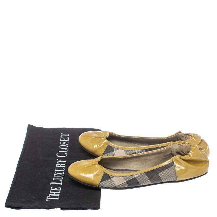 Pre Owned Burberry Beige Patent Leather And Nova Check Canvas Scrunch Ballet Flats Size 37
