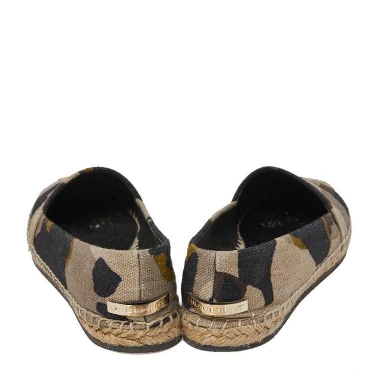 Pre Owned Burberry Beige Camo Print Canvas Slip on Espadrilles Size 37.5