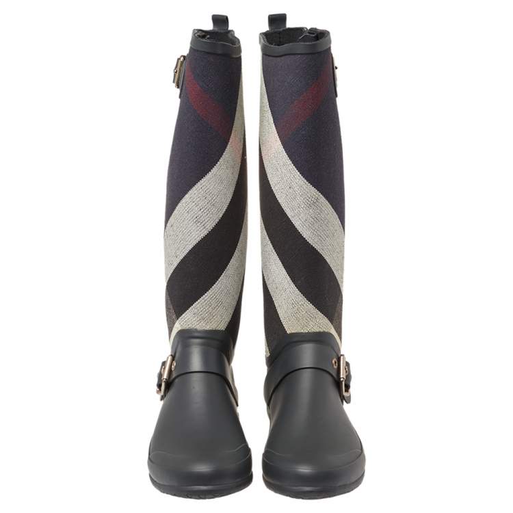 Pre Owned Burberry Black Rubber And Fabric Check Buckle Detail Rain Boots Size 38