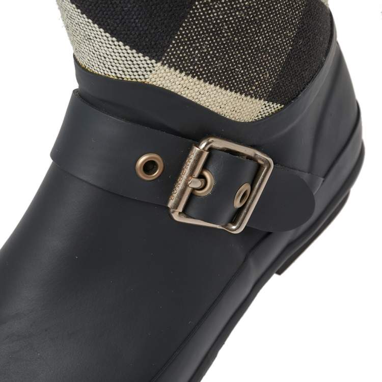 Pre Owned Burberry Black Rubber And Fabric Check Buckle Detail Rain Boots Size 38