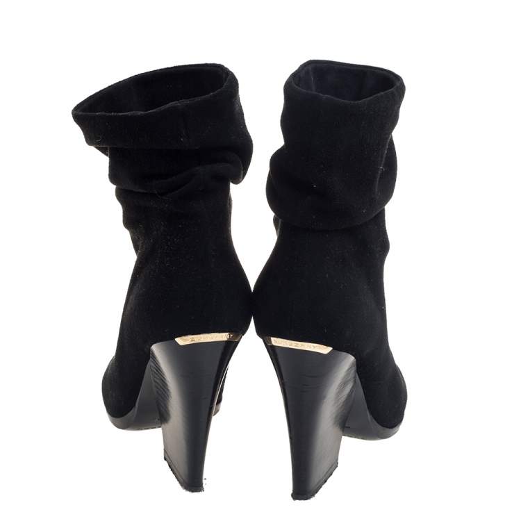 Pre Owned Burberry Black Suede Round Toe Wedge Heel Ankle Boots Size 39.5