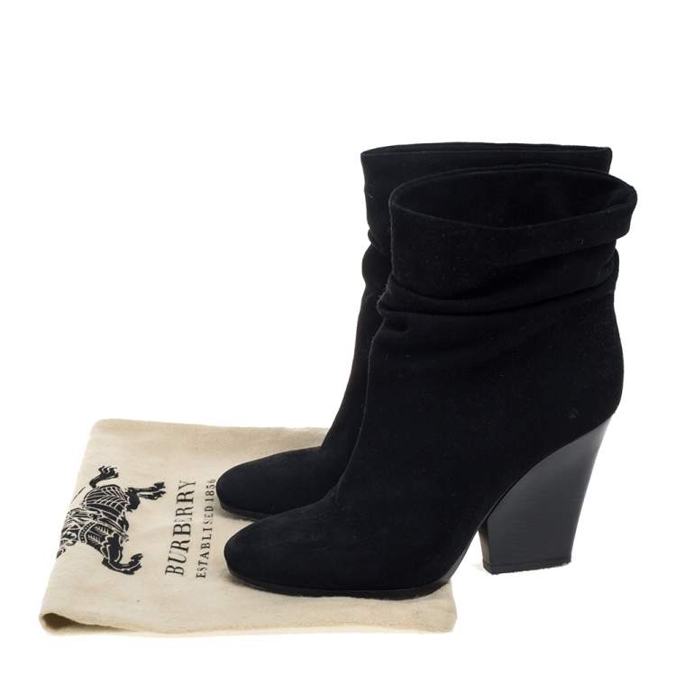 Pre Owned Burberry Black Suede Round Toe Wedge Heel Ankle Boots Size 39.5