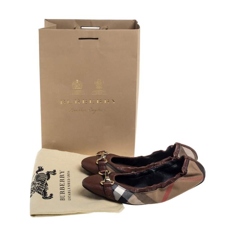 Pre Owned Burberry Brown/Beige Leather And Nova Check Canvas Scrunch Ballet Flats Size 38