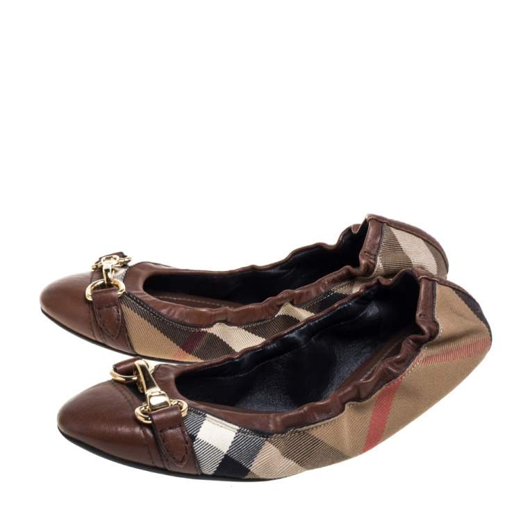 Pre Owned Burberry Brown/Beige Leather And Nova Check Canvas Scrunch Ballet Flats Size 38