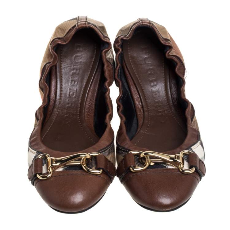 Pre Owned Burberry Brown/Beige Leather And Nova Check Canvas Scrunch Ballet Flats Size 38