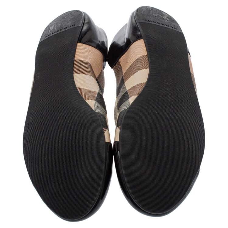 Pre Owned Burberry Black House Check Canvas and Leather Scrunch Ballet Flats Size 38.5