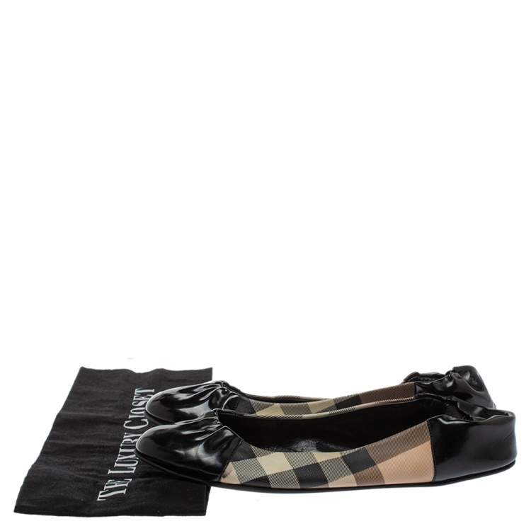 Pre Owned Burberry Black House Check Canvas and Leather Scrunch Ballet Flats Size 38.5