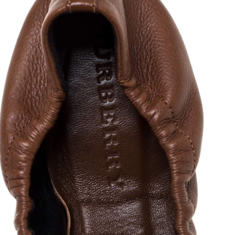 Pre Owned Burberry Brown Leather and Nova Check Canvas Drayton Twistlock Scrunch Ballet Flats Size 37.5