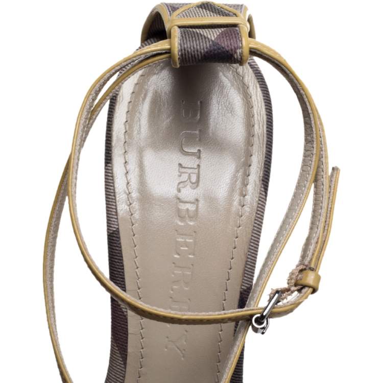 Pre Owned Burberry Multicolor Check Coated Canvas And Patent Leather Buckle Detail Strappy Sandals Size 38