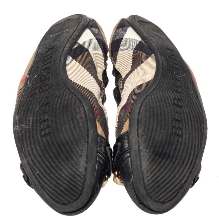 Pre Owned Burberry Black House Check Canvas And Leather Shipley Ballet Flats Size 36